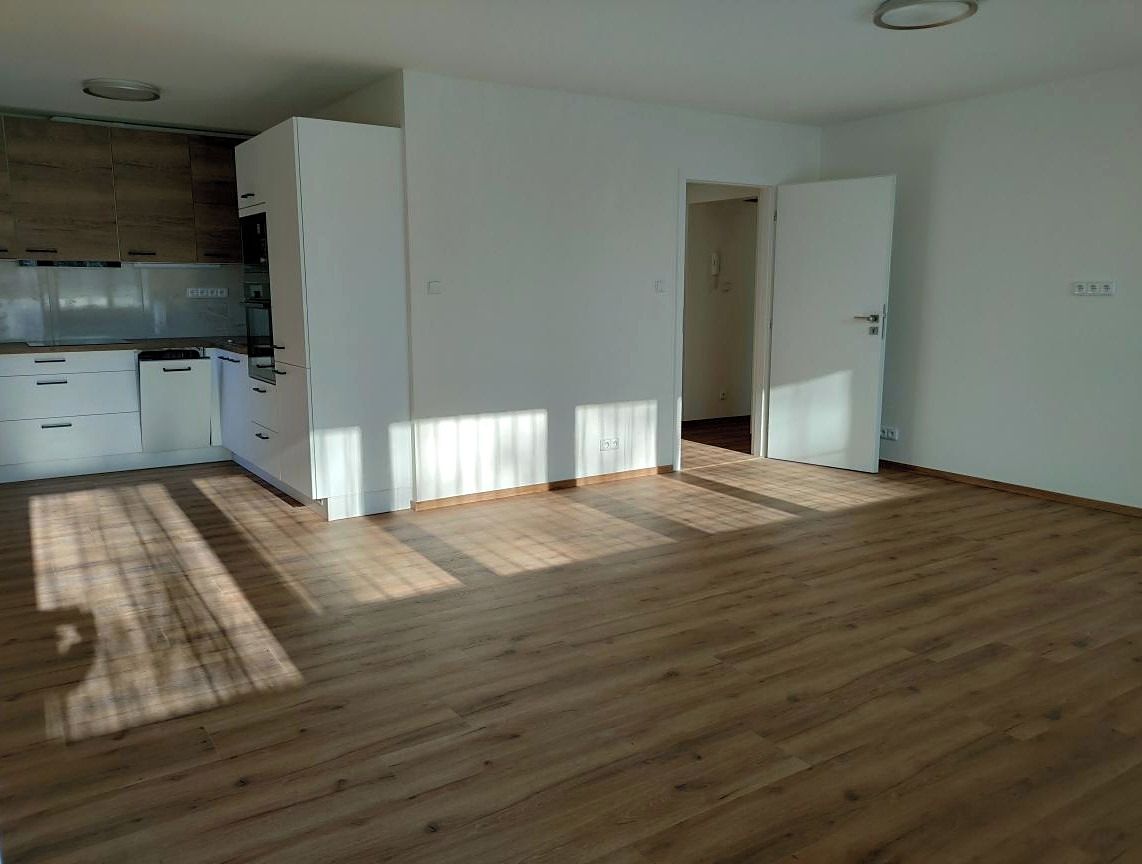 Pronájem bytu 3+1 75 m² – fotografie 4