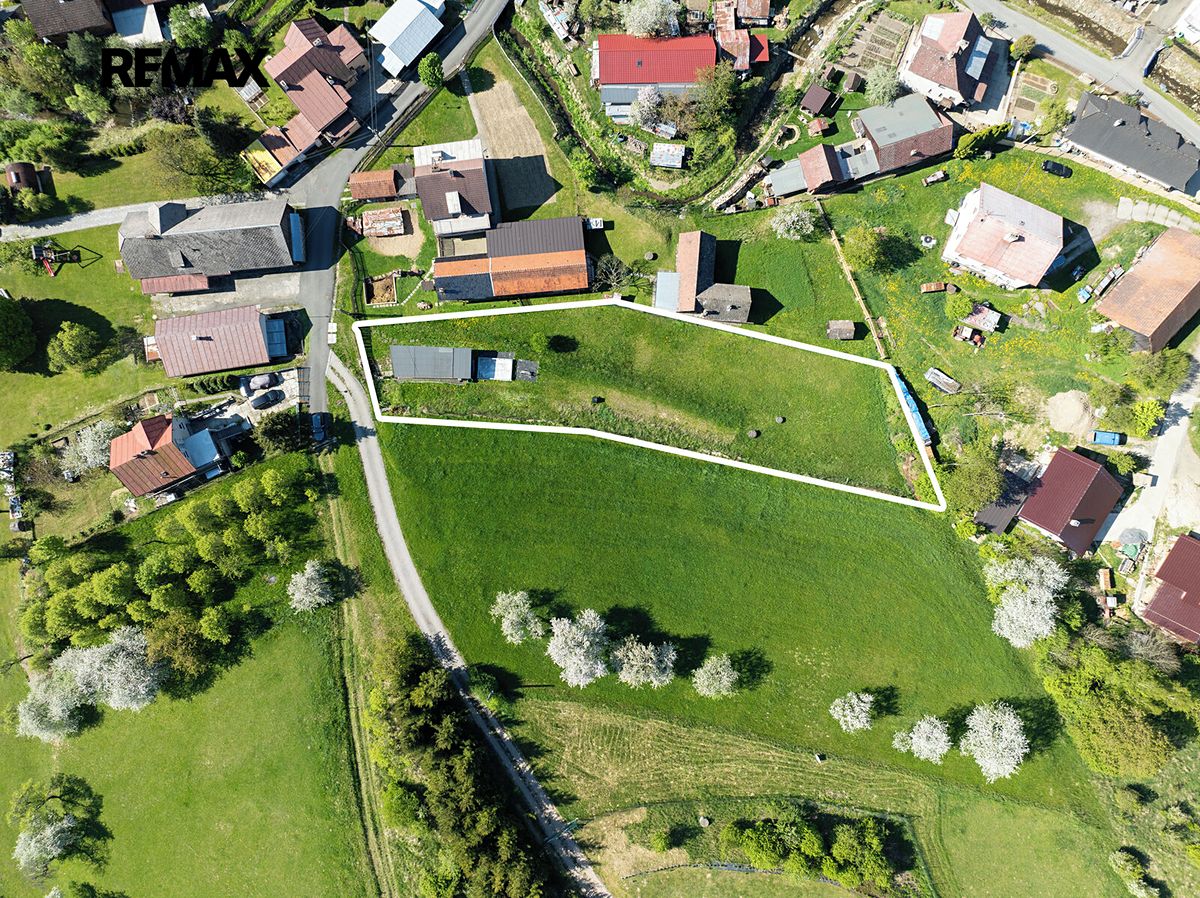 Prodej stavebního pozemku 1654 m² – fotografie 3