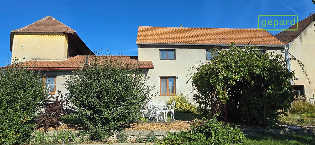 Pronájem rodinného domu 90 m², pozemek 104 m²