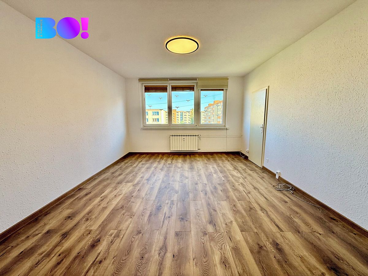 Pronájem bytu 3+1 69 m² – fotografie 2