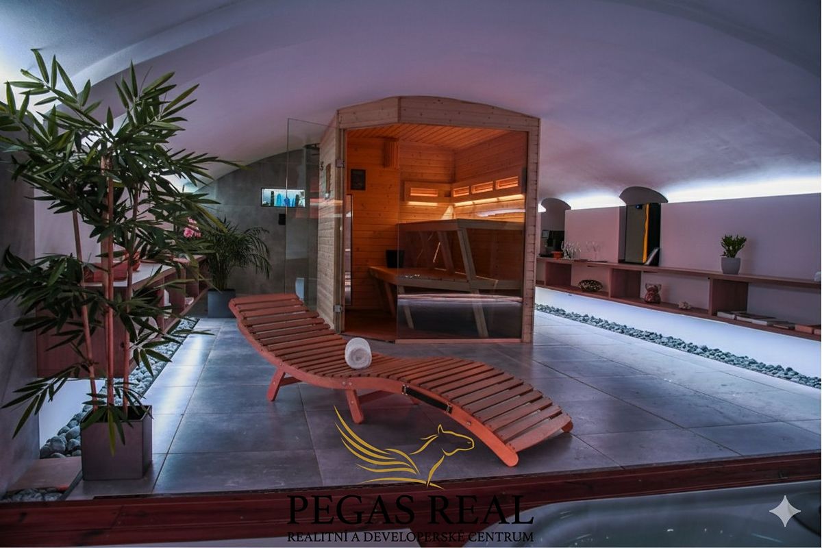 Prodej komerční nemovitosti 103 m² – fotografie 3