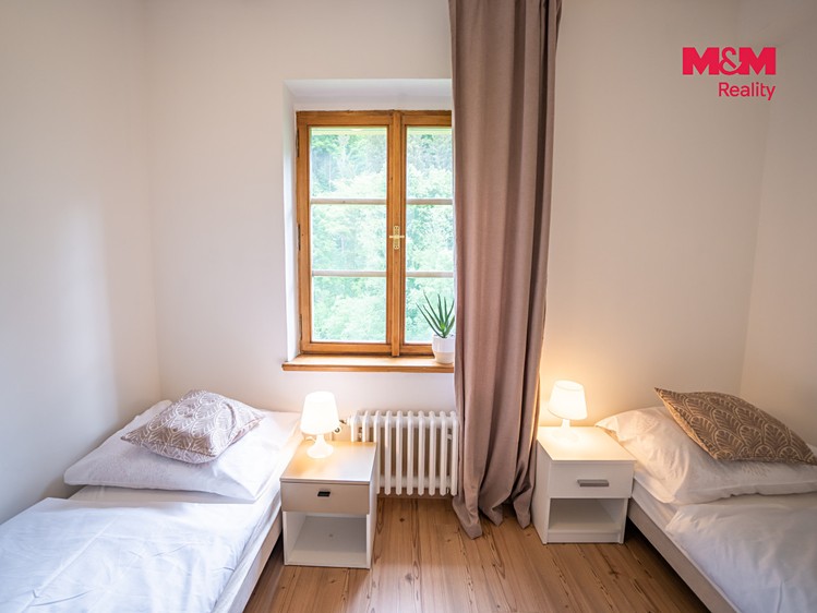 Prodej komerčního prostoru, 620 m² (17 z 30)