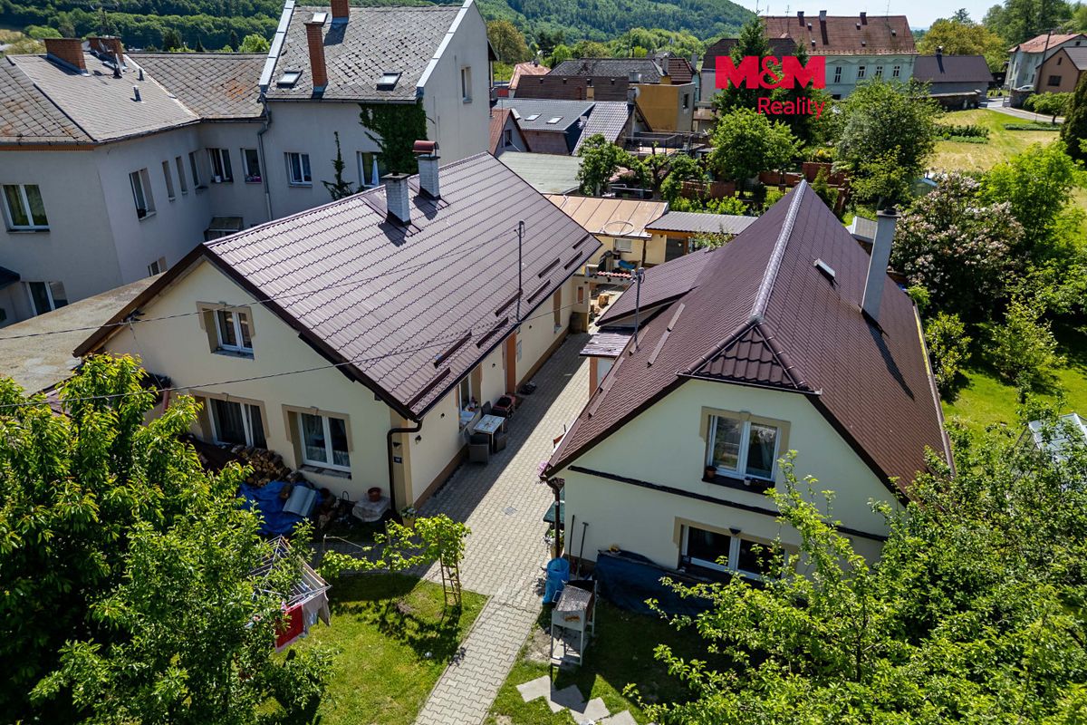 Prodej rodinného domu 280 m², pozemek 788 m²