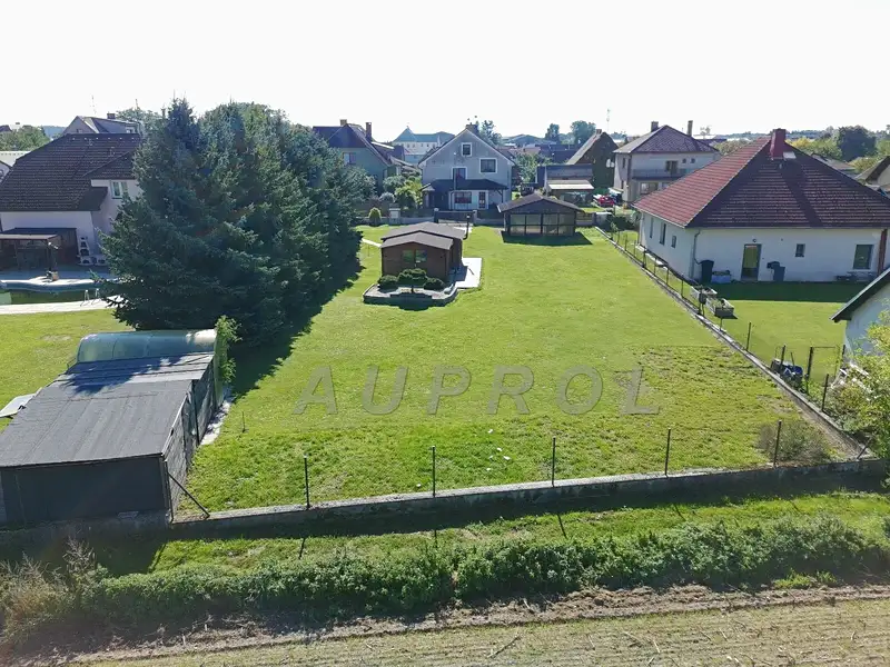 Prodej stavebního pozemku 966 m², Košice – náhled fotky 3