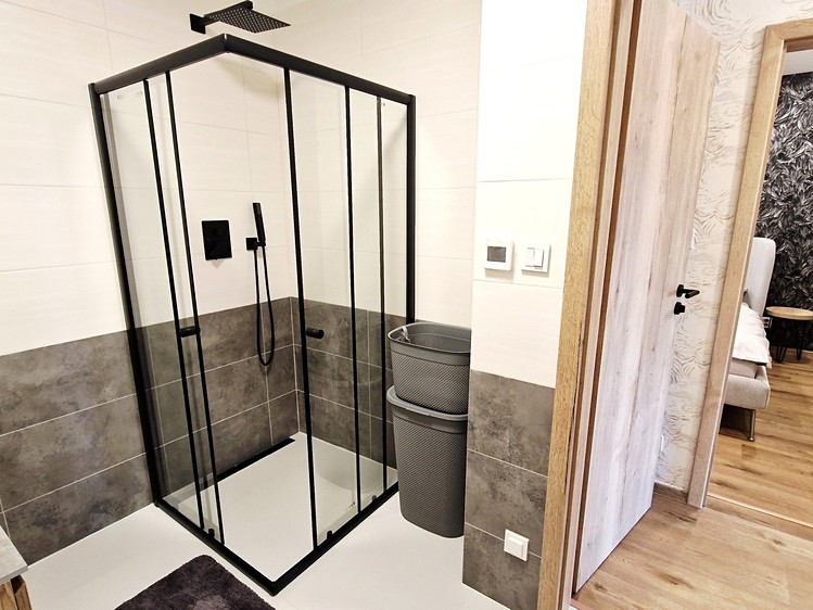 Pronájem bytu 2+kk, 53 m² (15 z 25)