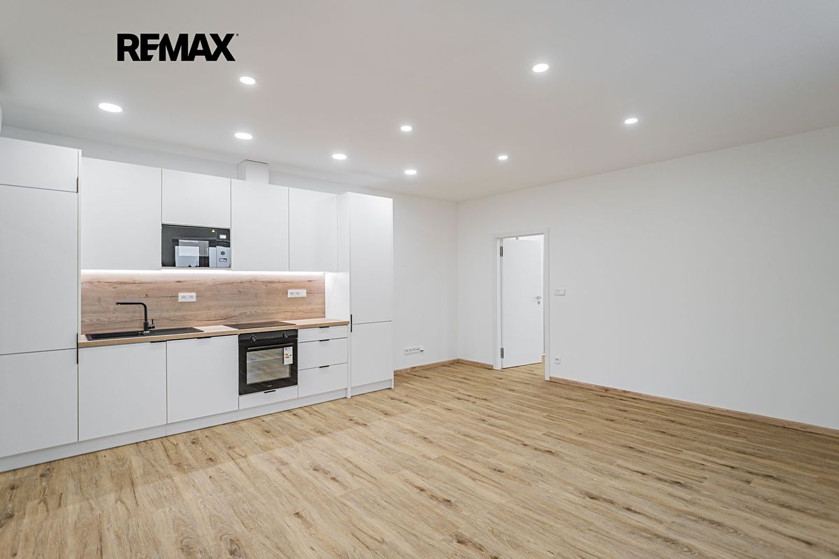 Pronájem bytu 2+kk 58 m²
