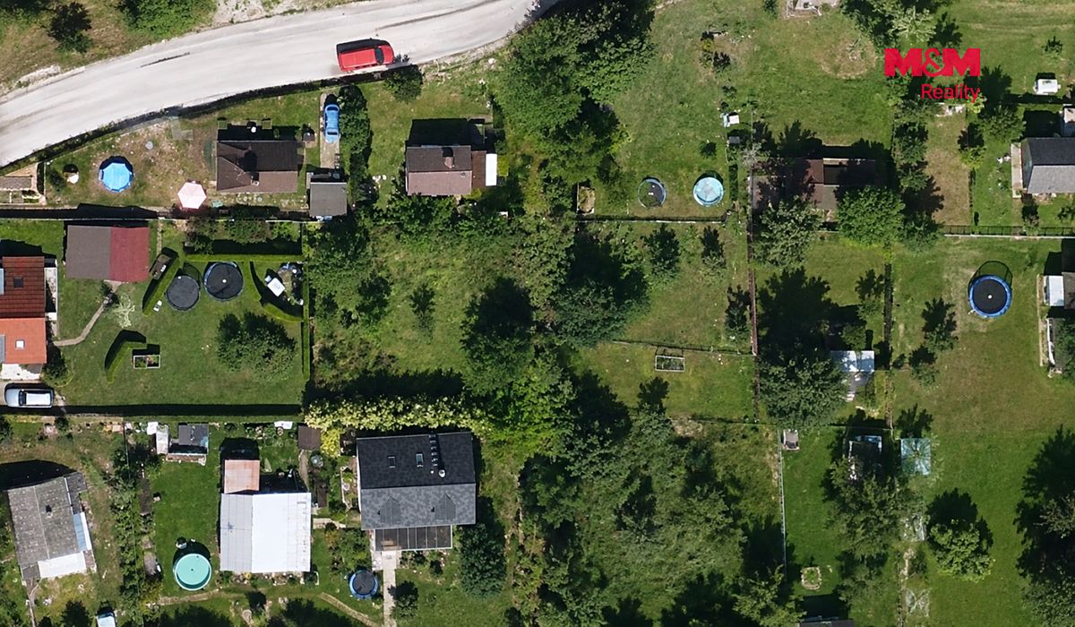 Prodej stavebního pozemku 600 m² – fotografie 5