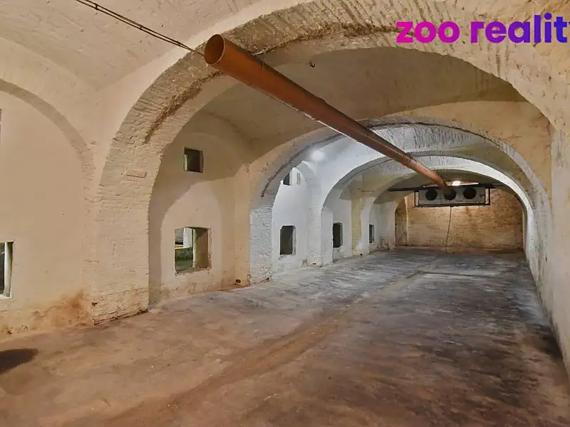 Prodej skladového prostoru 657 m², Libějovice – náhled fotky 1