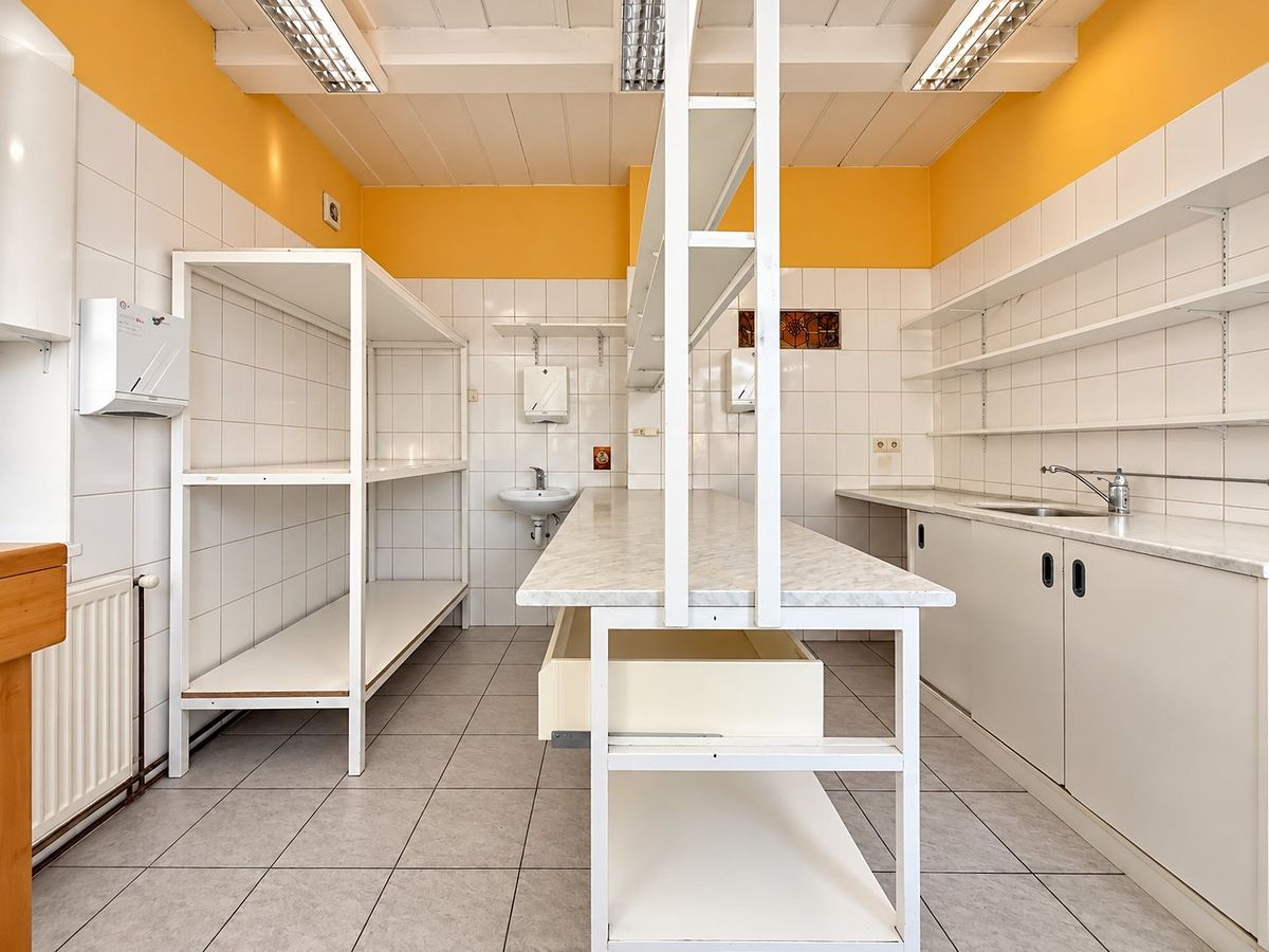 Prodej rodinného domu 290 m², pozemek 1640 m² – fotografie 5
