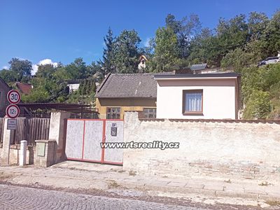 Prodej rodinného domu 88 m², pozemek 561 m²