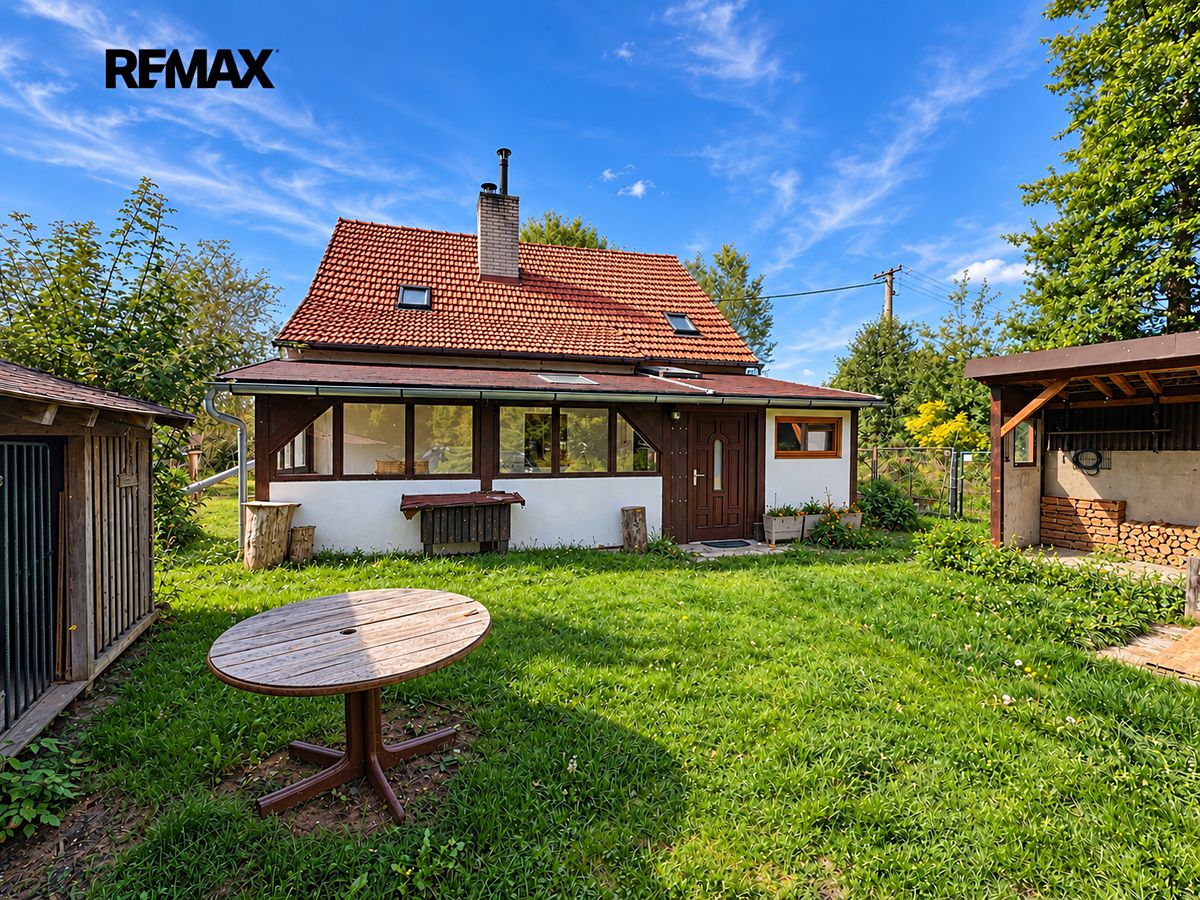 Prodej rodinného domu 130 m², pozemek 1233 m²