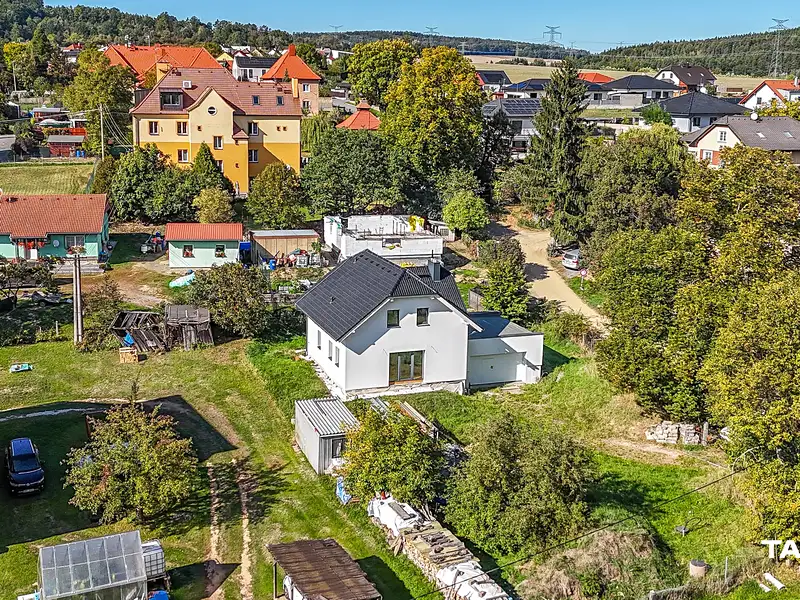Prodej rodinného domu 164 m², pozemek 981 m², Starý Plzenec – náhled fotky 2