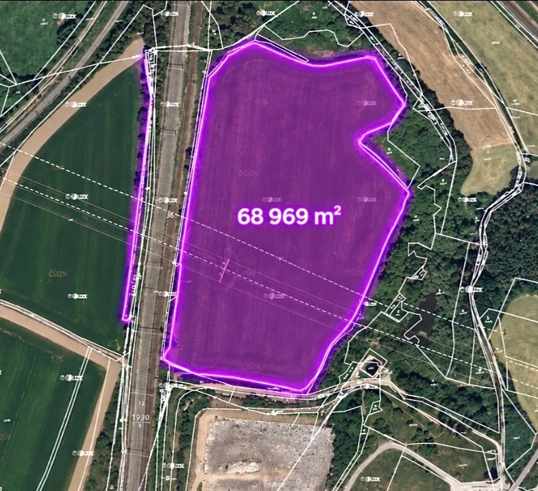 Prodej komerčního pozemku 68969 m²