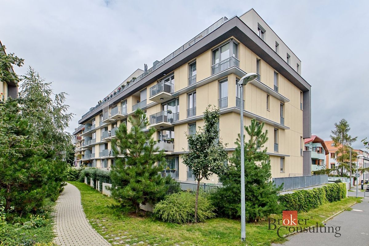 Pronájem bytu 2+kk 47 m²