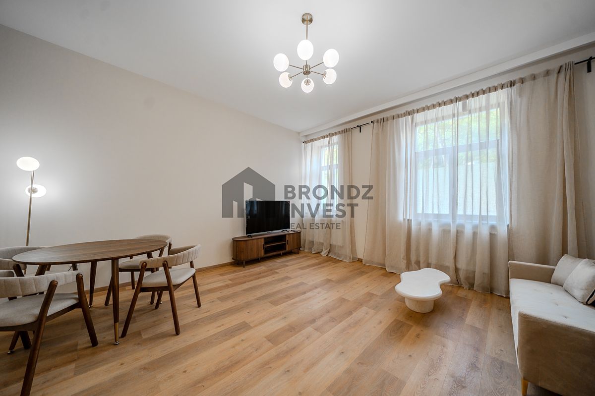 Pronájem bytu 2+kk 60 m² – fotografie 4