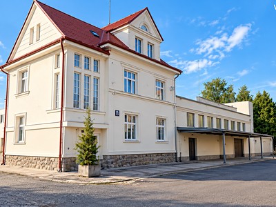 Pronájem komerčního prostoru, 300 m² (2 z 33)