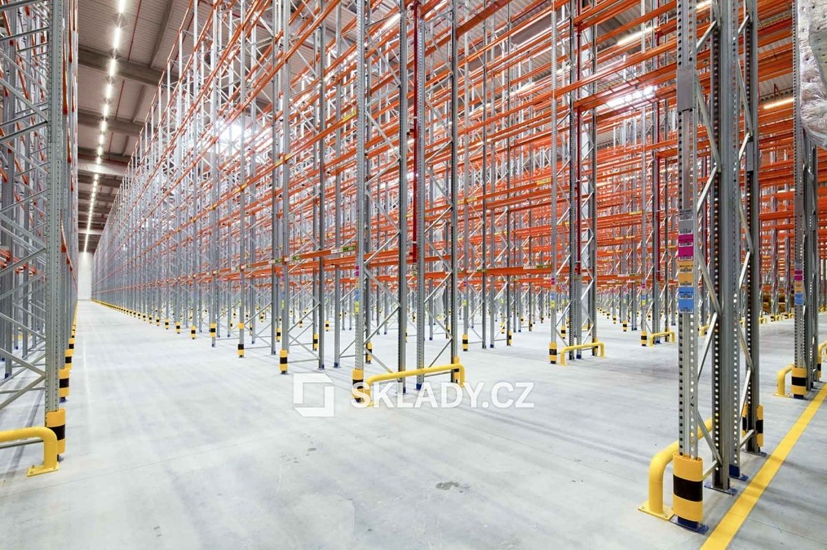 Pronájem skladového prostoru 9100 m² – fotografie 2