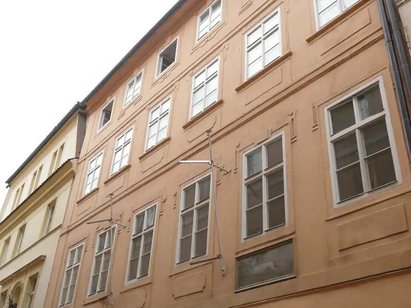 Pronájem specifického typu nemovitosti 35 m², Praha – náhled fotky 1