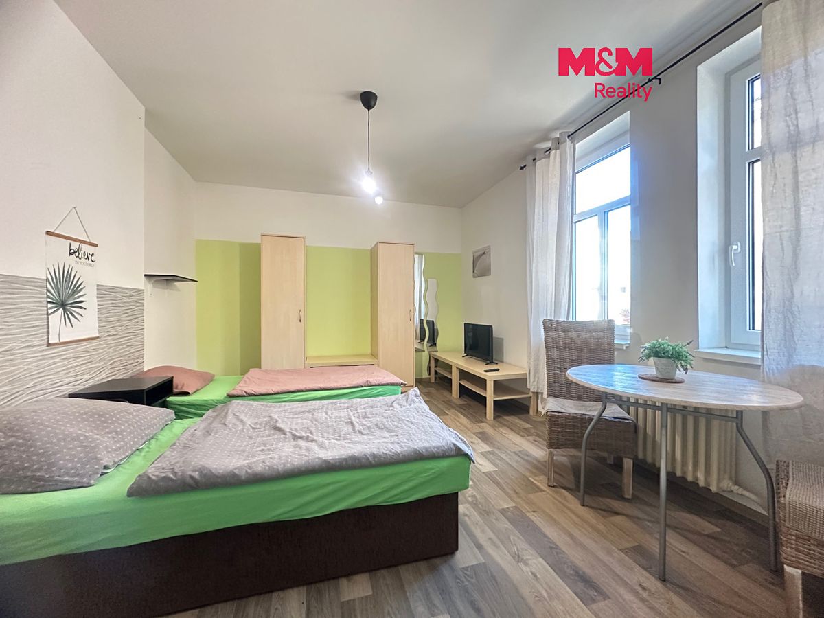 Pronájem rodinného domu 16 m², pozemek 346 m²