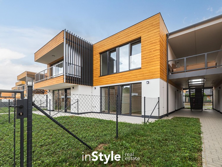Pronájem bytu 1+kk, 32 m² (18 z 22)
