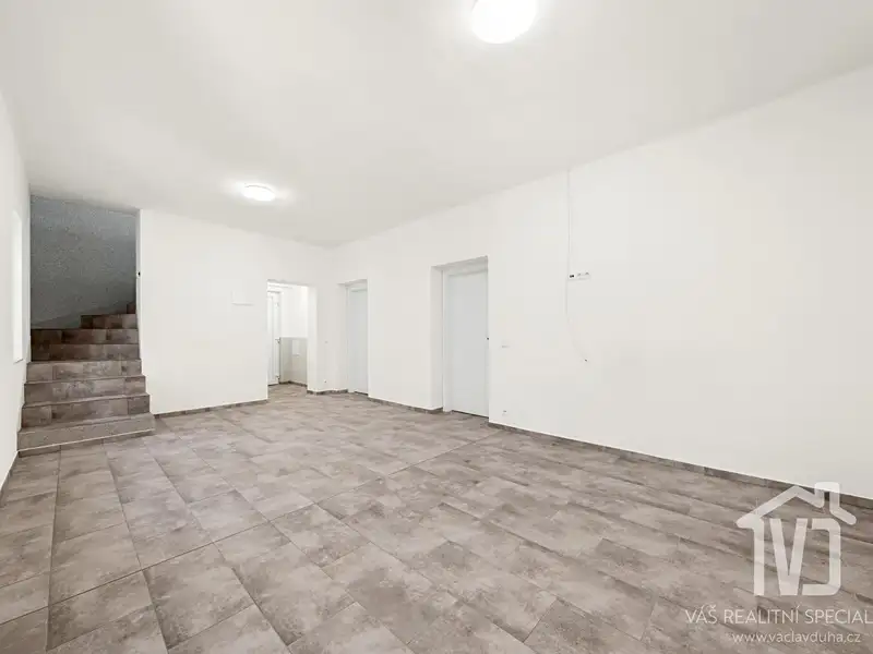 Prodej vícegeneračního domu 143 m², pozemek 130 m², Hořovice – náhled fotky 2