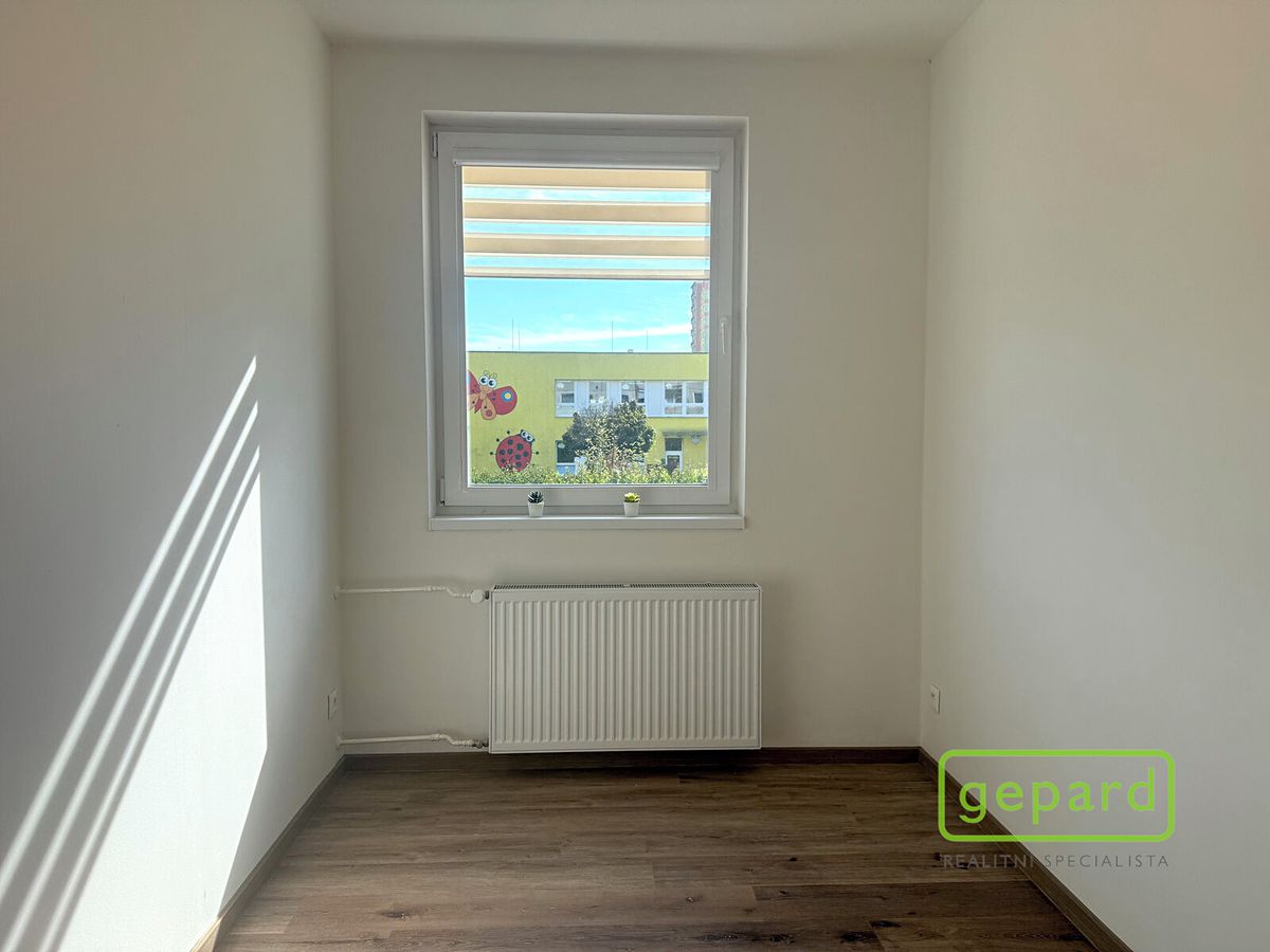 Pronájem bytu 4+1 79 m² – fotografie 5
