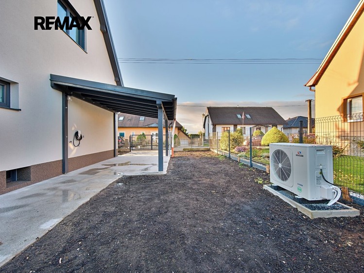 Prodej domu, 164 m² (60 z 64)