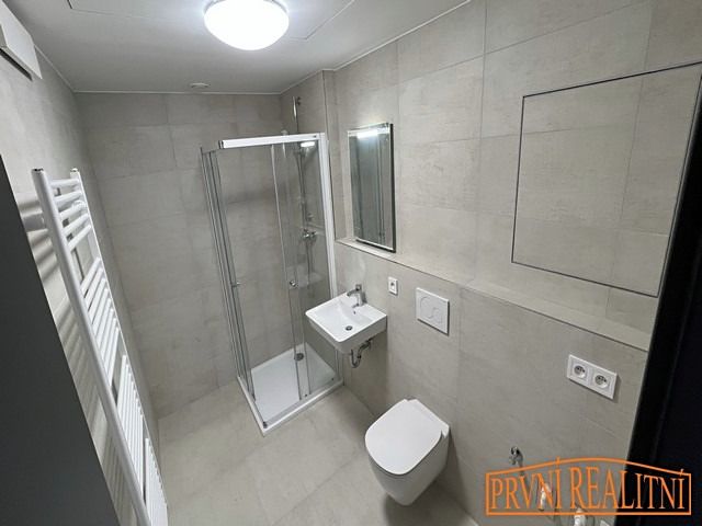 Pronájem bytu 2+kk 51 m² – fotografie 3