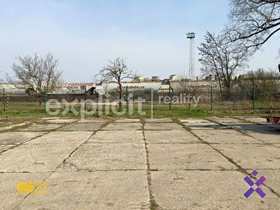 Pronájem komerčního pozemku 100 m²