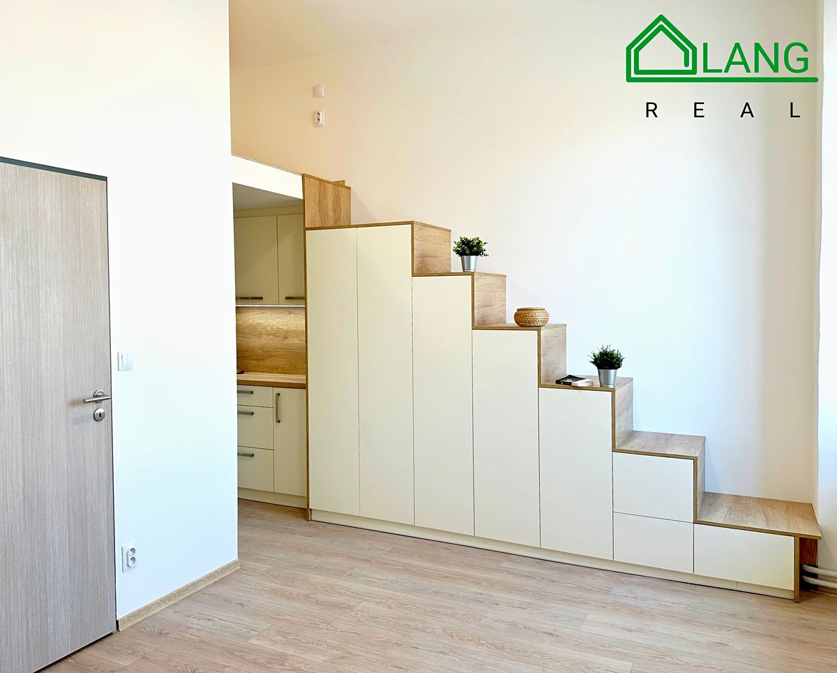 Pronájem bytu 1+kk 23 m²