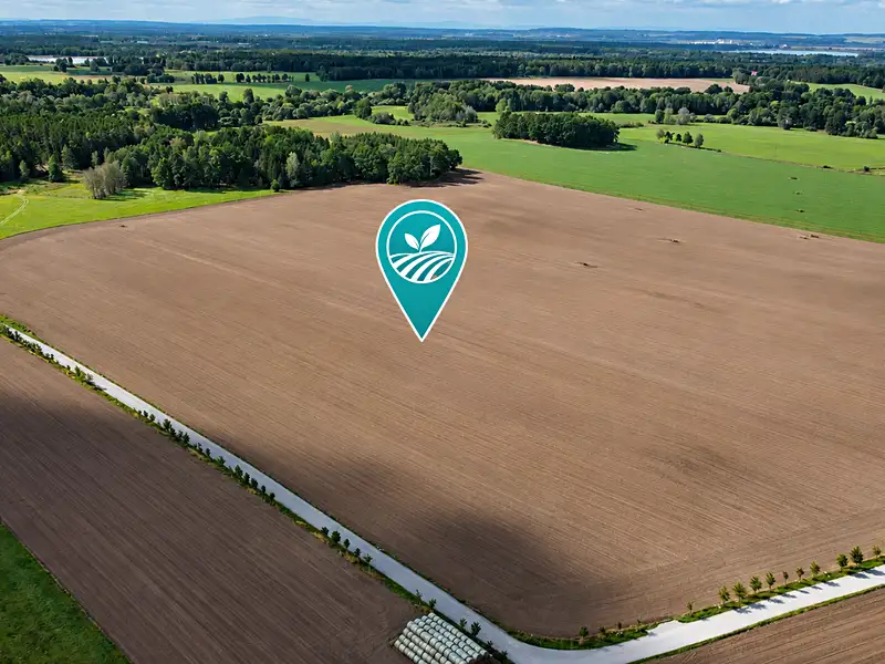 Prodej pole 13282 m², Drahov – náhled fotky 3