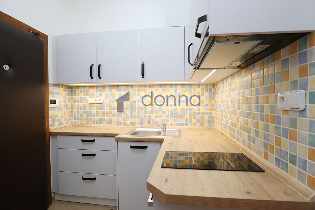Pronájem bytu 1+kk 27 m² – fotografie 5