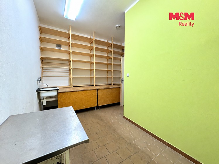 Комерційне приміщення в оренду, 67 м² (10 з 15)