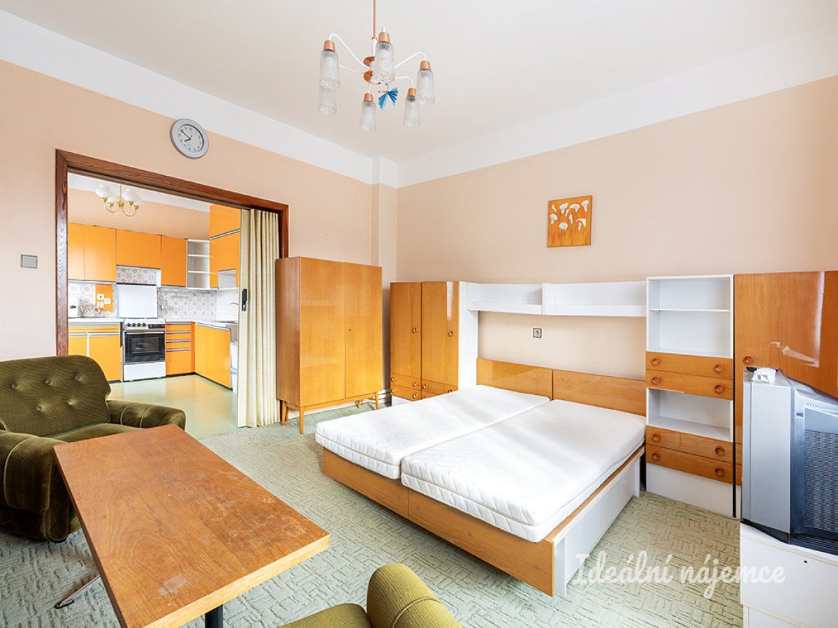 Pronájem bytu 2+1 65 m² – fotografie 4