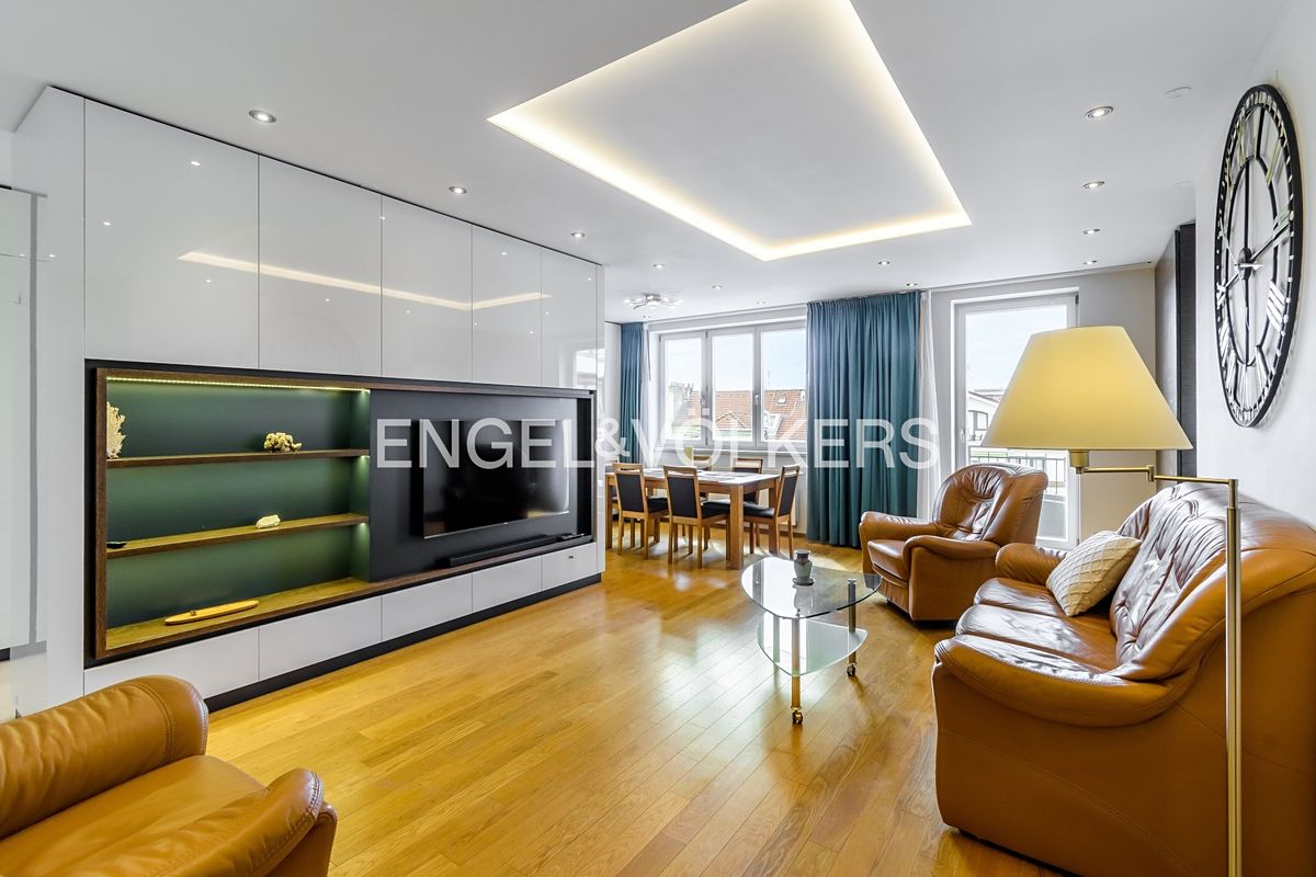 Pronájem bytu 4+kk 140 m², Praha – fotka 1 z 3