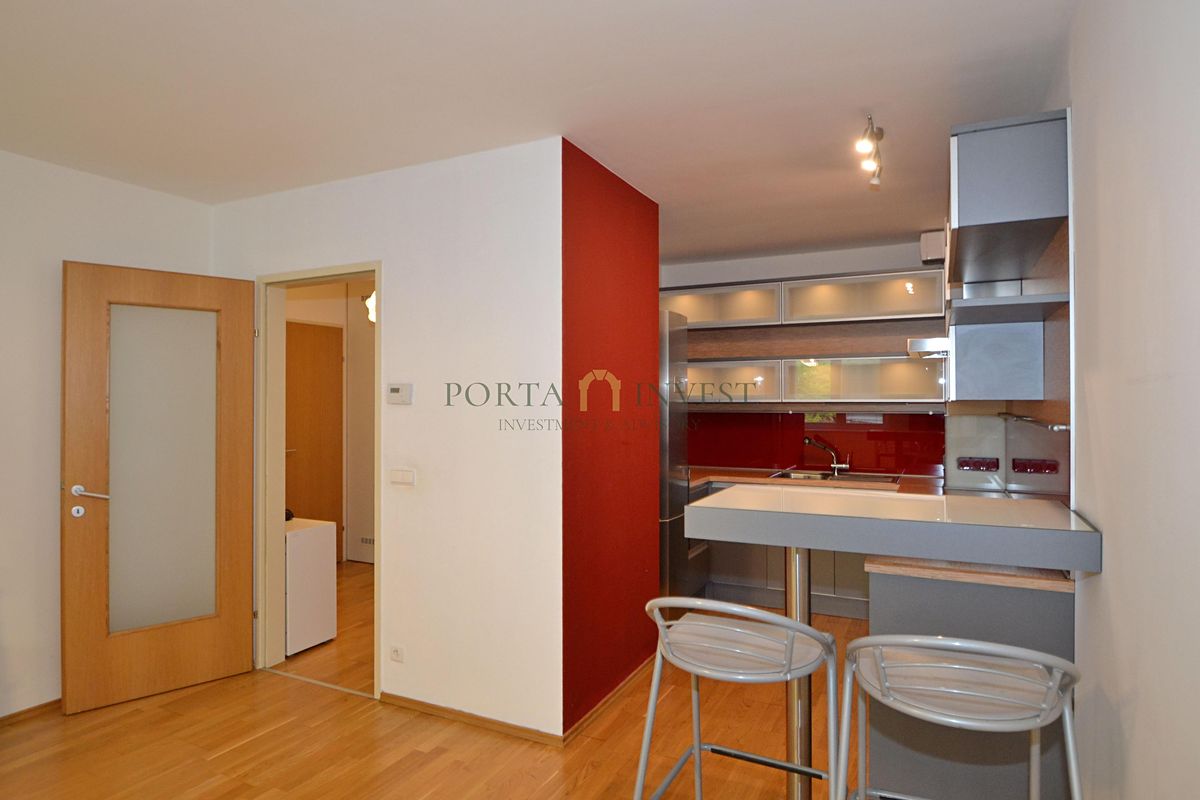 Pronájem bytu 2+kk 63 m² – fotografie 5
