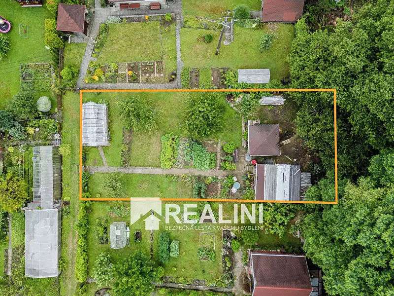 Prodej zahrady 472 m², Karviná – náhled fotky 1