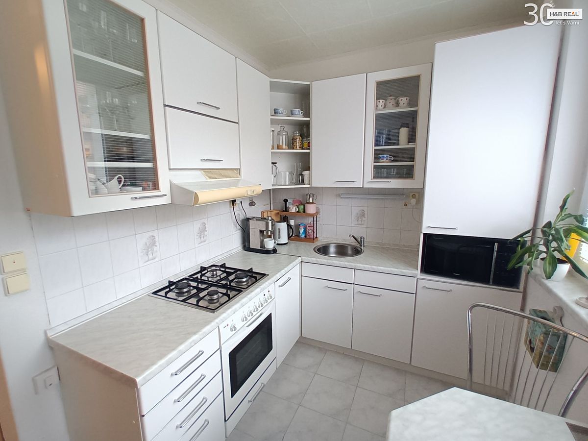 Pronájem bytu 2+1 56 m² – fotografie 4