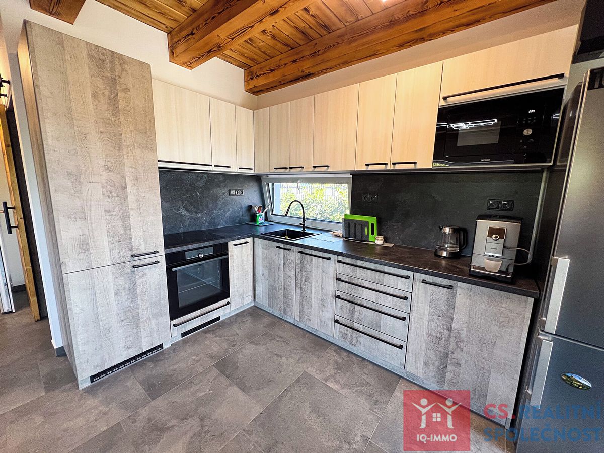 Prodej rodinného domu 83 m², pozemek 997 m² – fotografie 5