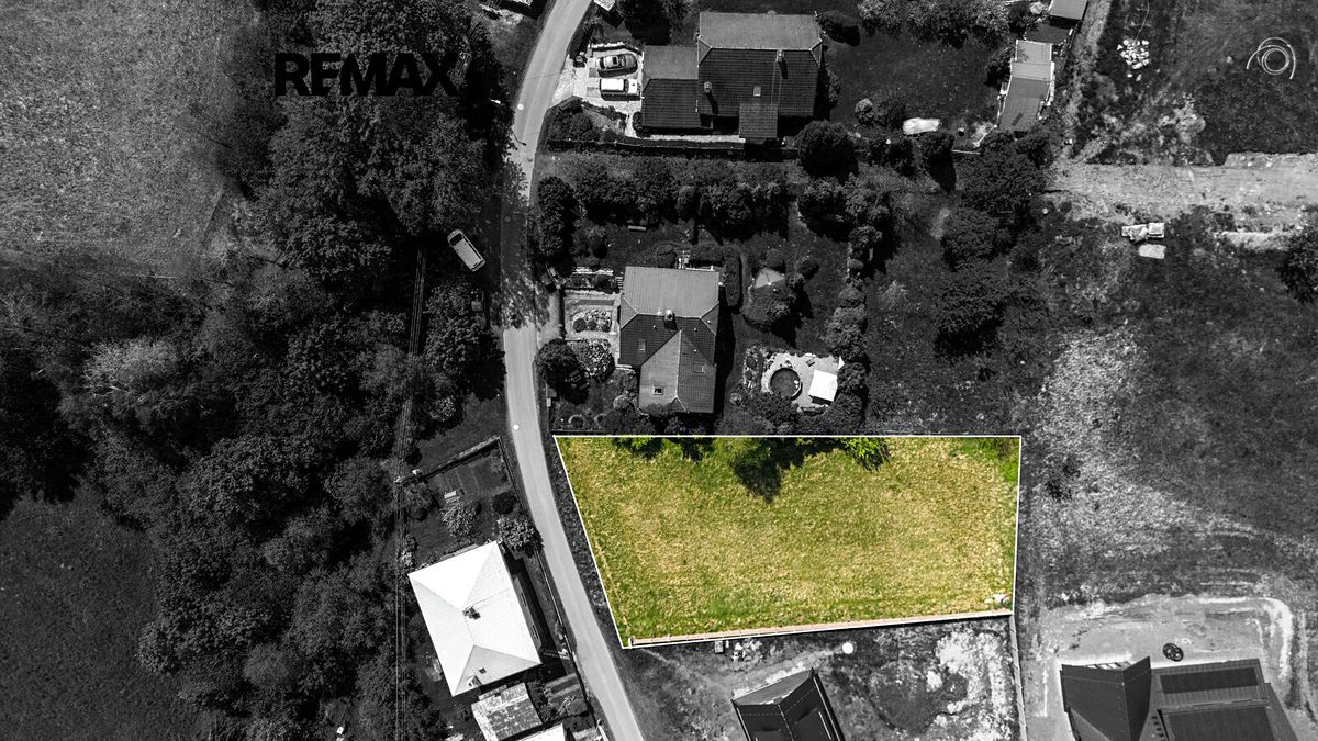 Prodej stavebního pozemku 1104 m²