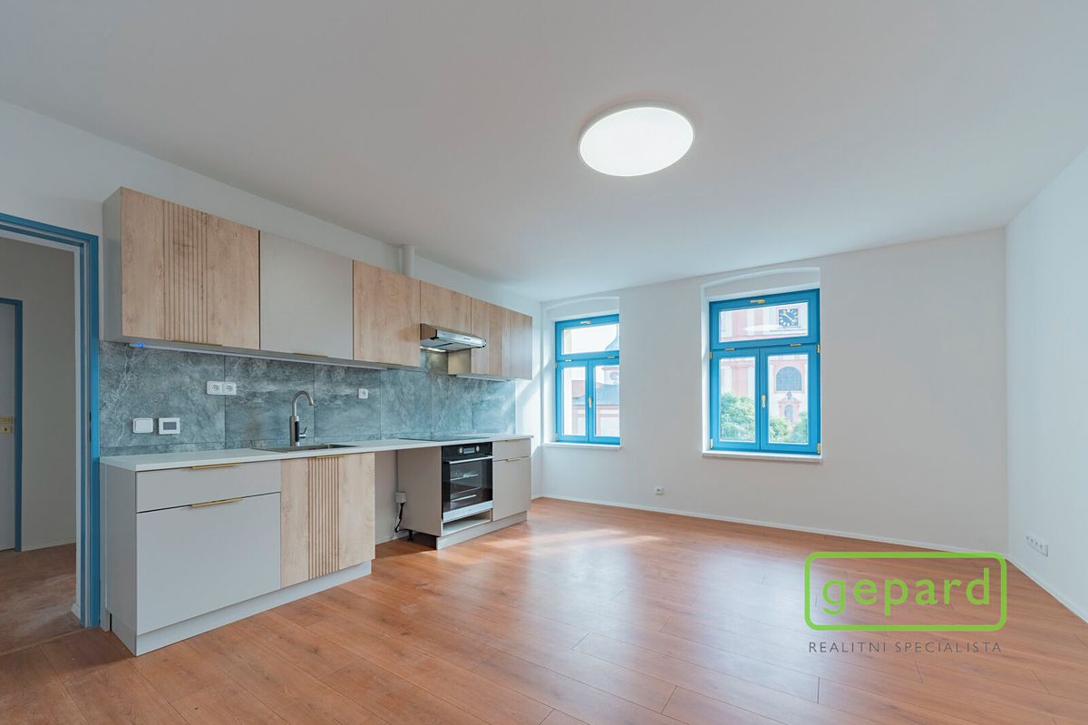 Pronájem bytu 3+kk 64 m²