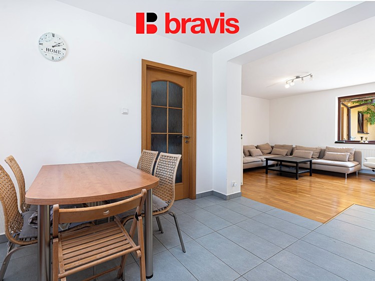 Pronájem domu, 182 m² (13 z 23)