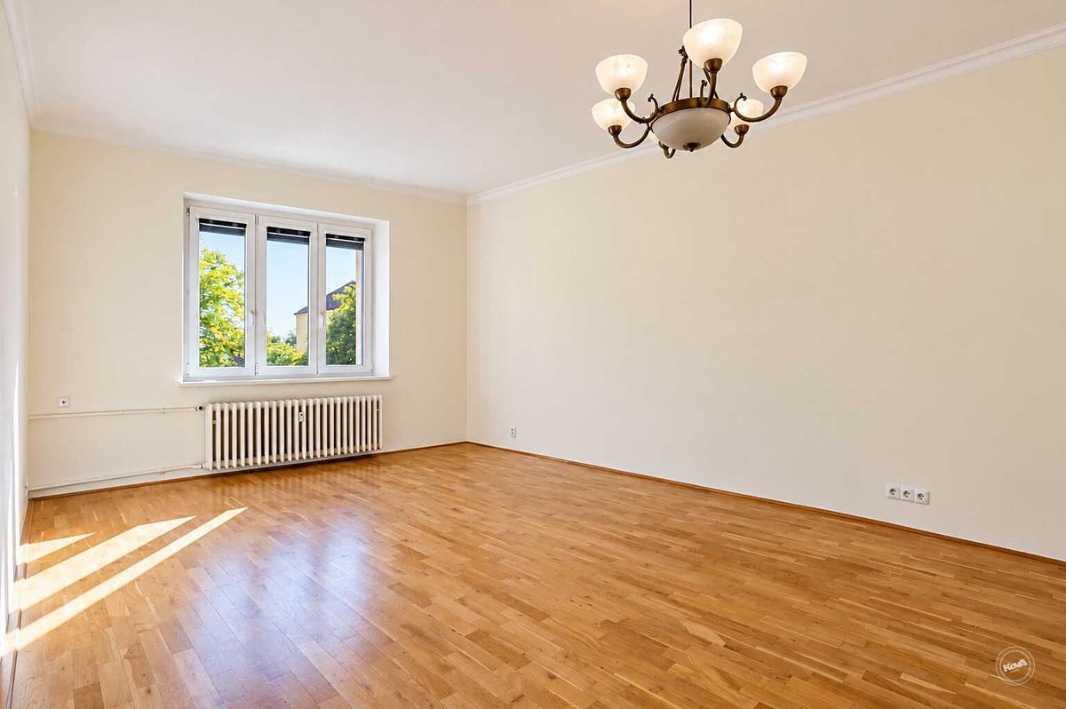 Pronájem bytu 4+kk 98 m² – fotografie 3