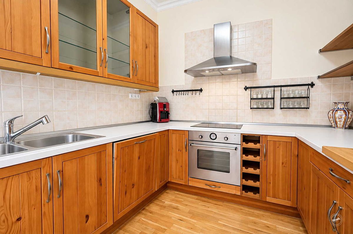 Pronájem bytu 4+kk 98 m² – fotografie 4