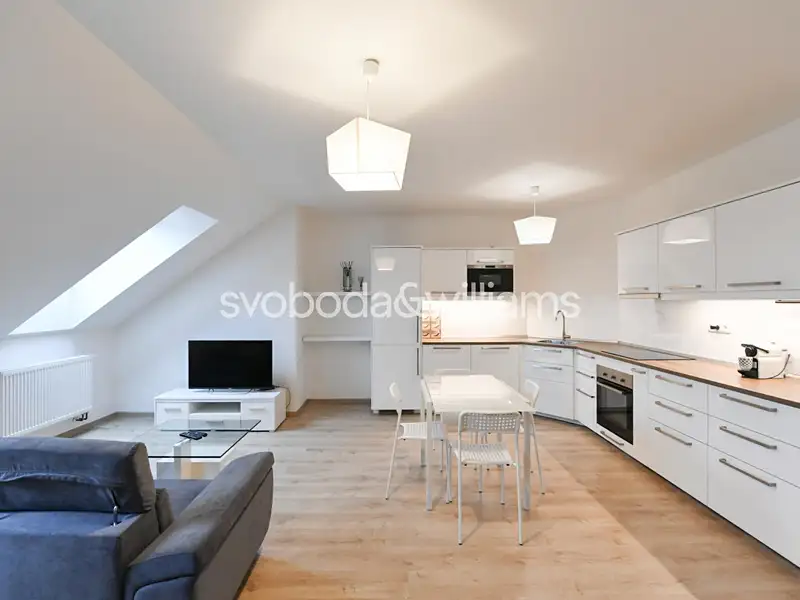 Prodej bytu 2+kk 84 m², Praha – náhled fotky 2