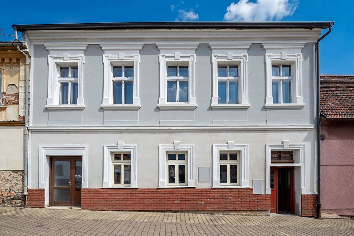 Prodej činžovního domu 240 m²