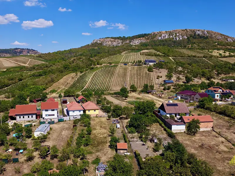 Prodej stavebního pozemku 916 m², Bavory – náhled fotky 2