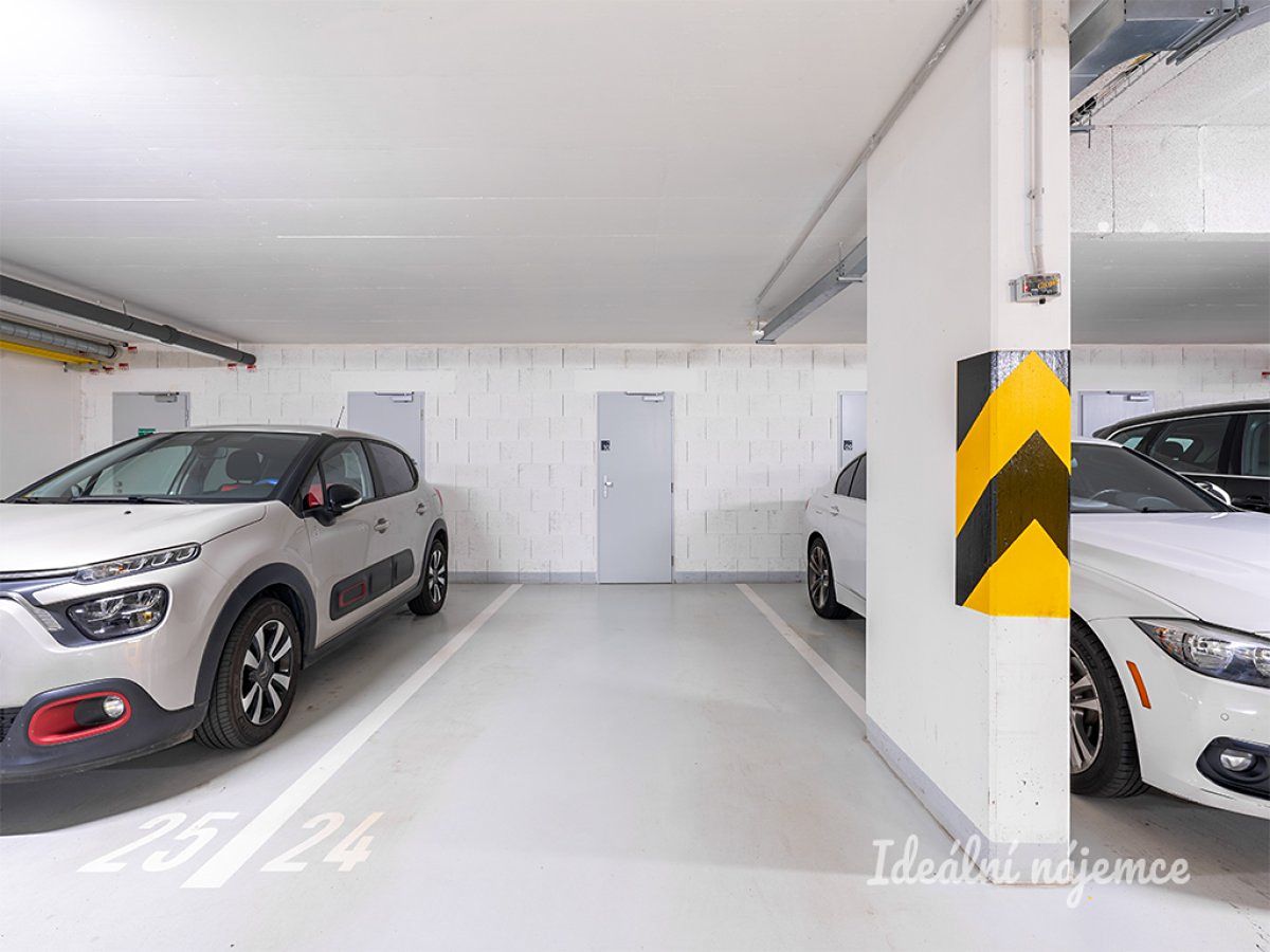 Pronájem bytu 3+kk 89 m² – fotografie 3