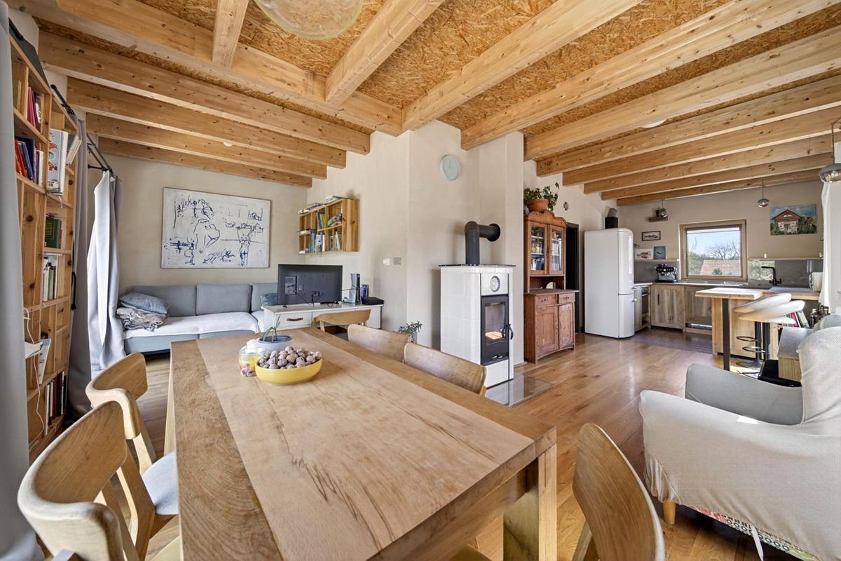 Prodej rodinného domu 120 m², pozemek 848 m²