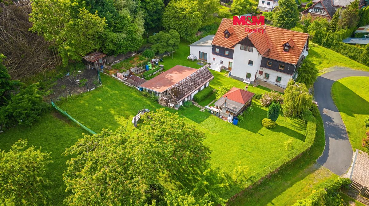 Prodej rodinného domu 376 m², pozemek 2768 m², Svor – fotka 1 z 3